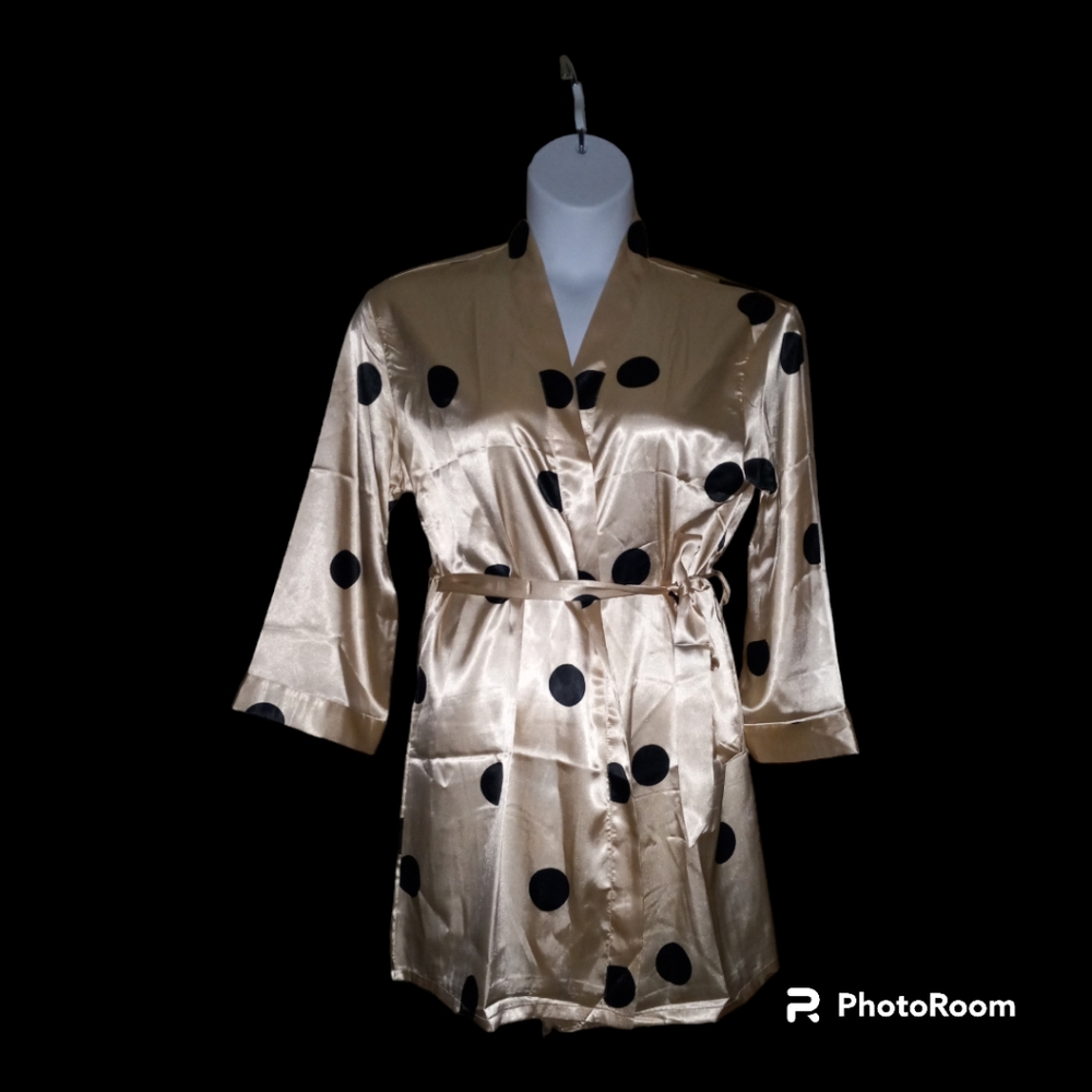NWT Women's Robe - Picture 2 of 2